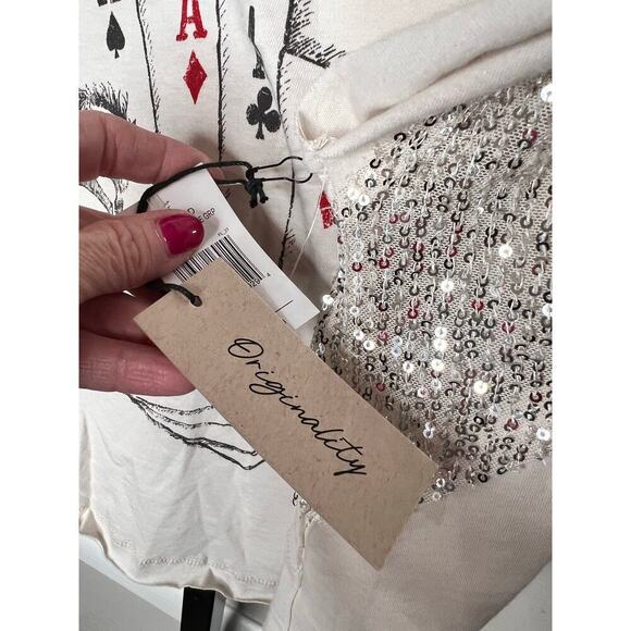 Originality Texas Hold ‘Em Playing Cards White Sequin Graphic Tee Size Large NWT - Picture 3 of 6
